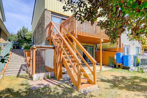 Photo 21 at 17 Newdawn Crescent, Agincourt North, Toronto