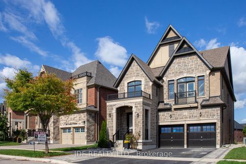 Photo 1 at 125 Cranbrook Crescent, Kleinburg, Vaughan