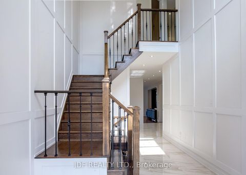 Photo 3 at 125 Cranbrook Crescent, Kleinburg, Vaughan