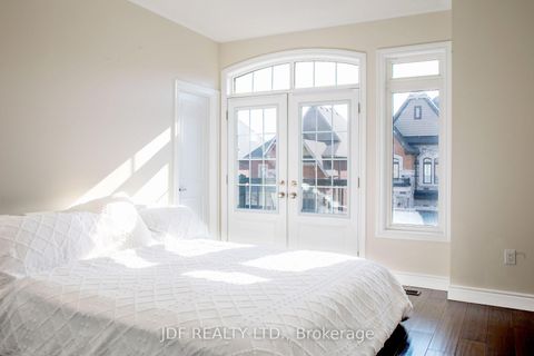 Photo 30 at 125 Cranbrook Crescent, Kleinburg, Vaughan