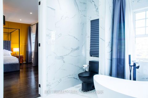 Photo 38 at 125 Cranbrook Crescent, Kleinburg, Vaughan
