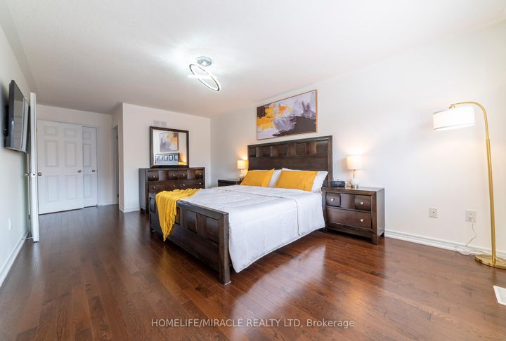 Photo 20 at 86 JUNETOWN Circle, Credit Valley, Brampton