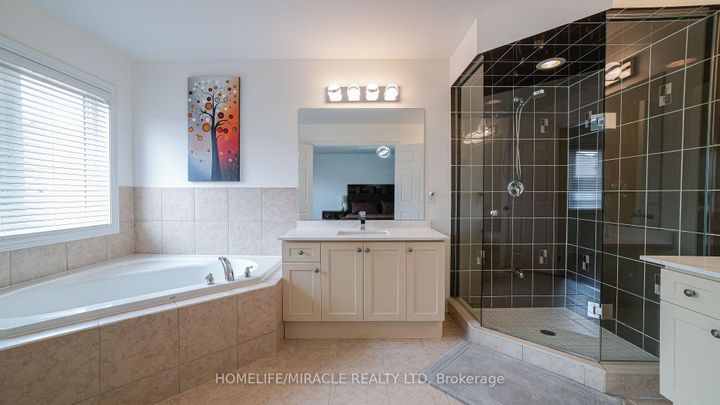 Photo 22 at 86 JUNETOWN Circle, Credit Valley, Brampton
