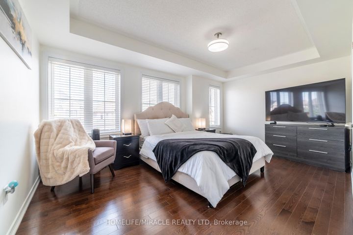 Photo 23 at 86 JUNETOWN Circle, Credit Valley, Brampton