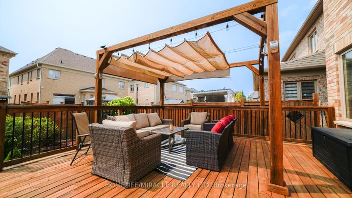 Photo 36 at 86 JUNETOWN Circle, Credit Valley, Brampton