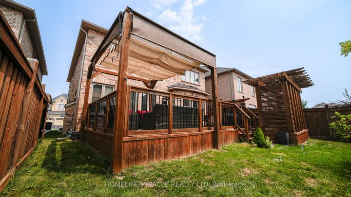 Photo 40 at 86 JUNETOWN Circle, Credit Valley, Brampton