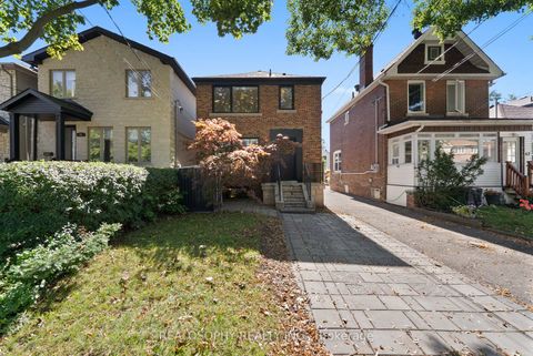 Photo 0 at 69 Wallington Avenue, Lumsden, Toronto