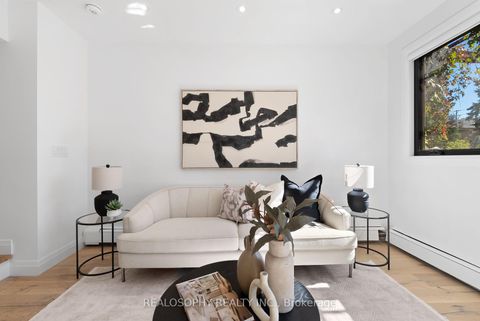 Photo 3 at 69 Wallington Avenue, Lumsden, Toronto