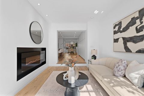 Photo 4 at 69 Wallington Avenue, Lumsden, Toronto