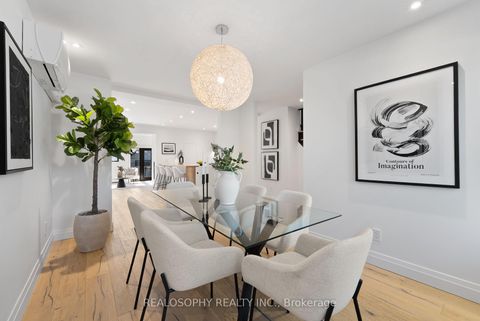 Photo 9 at 69 Wallington Avenue, Lumsden, Toronto