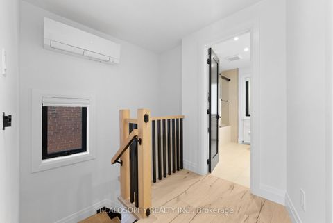 Photo 21 at 69 Wallington Avenue, Lumsden, Toronto