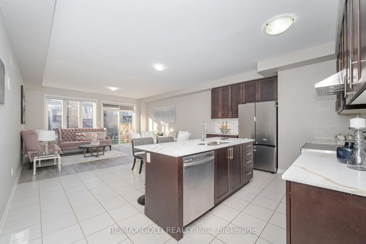 Photo 2 at 100 Adventura Road, Northwest Brampton, Brampton