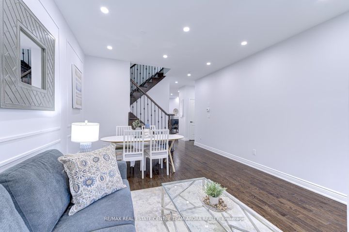 Photo 4 at 57 Sky Harbour Drive, Bram West, Brampton