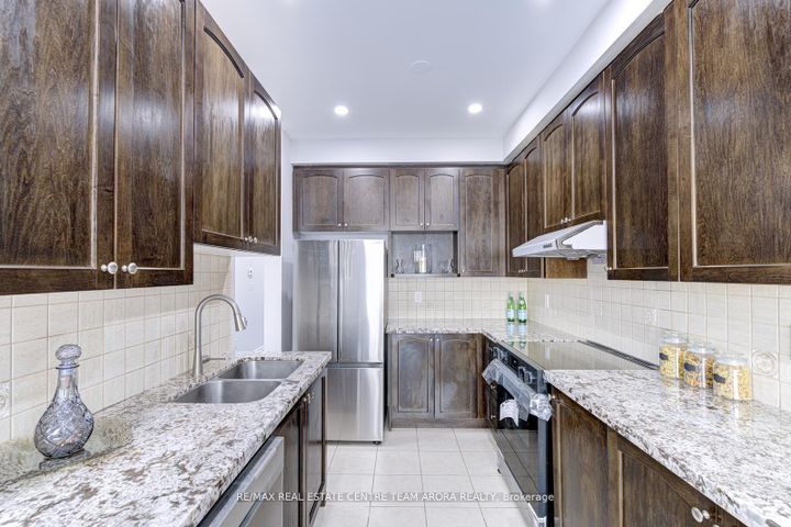 Photo 17 at 57 Sky Harbour Drive, Bram West, Brampton