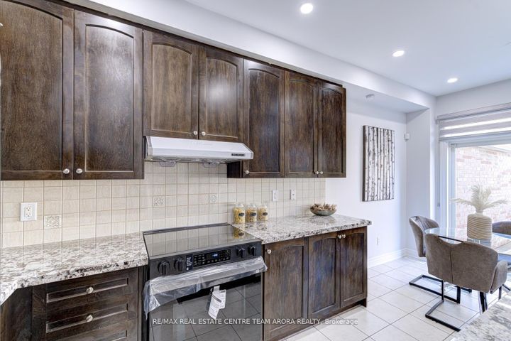 Photo 18 at 57 Sky Harbour Drive, Bram West, Brampton