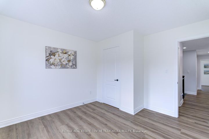 Photo 27 at 57 Sky Harbour Drive, Bram West, Brampton