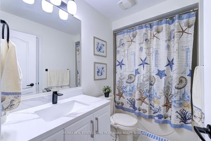 Photo 30 at 57 Sky Harbour Drive, Bram West, Brampton