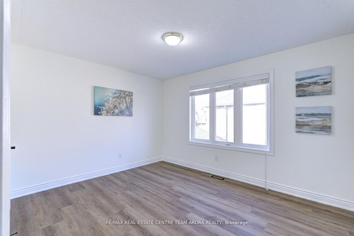 Photo 31 at 57 Sky Harbour Drive, Bram West, Brampton