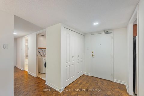 Photo 3 at 305 - 30 Glen Elm Avenue, Moore Park, Toronto