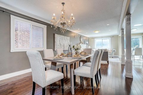 Photo 2 at 205 Pinewood Drive, Yorkhill, Vaughan