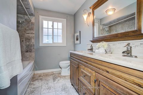 Photo 25 at 205 Pinewood Drive, Yorkhill, Vaughan