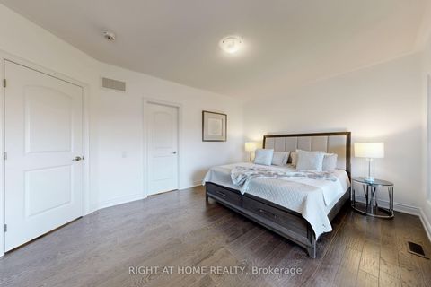 Photo 28 at 18 Condor Way, Kleinburg, Vaughan