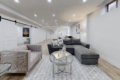 Photo 32 at 18 Condor Way, Kleinburg, Vaughan