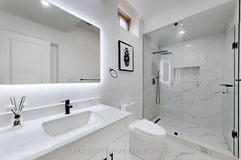 Photo 38 at 18 Condor Way, Kleinburg, Vaughan