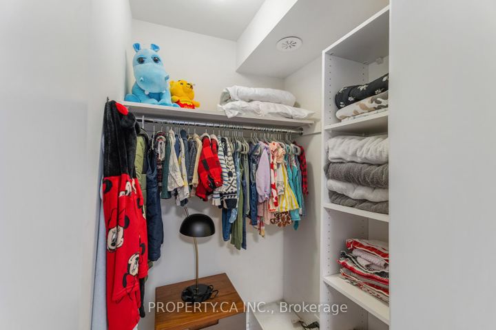 Photo 18 at 2 - 96 Caledonia Park Road, Davenport, Toronto