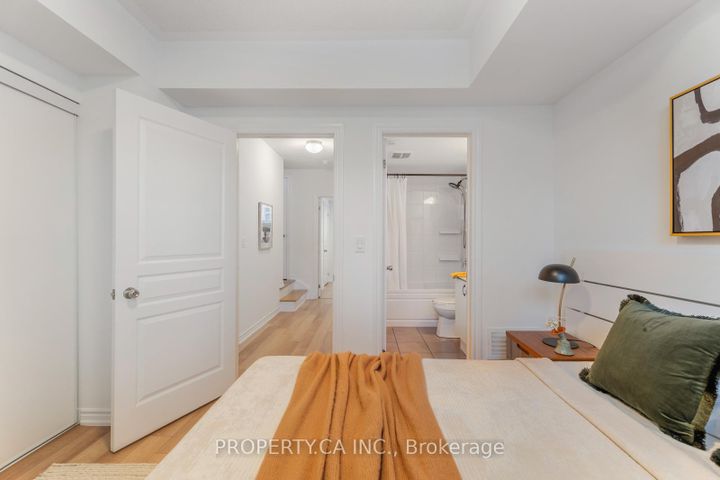 Photo 21 at 2 - 96 Caledonia Park Road, Davenport, Toronto