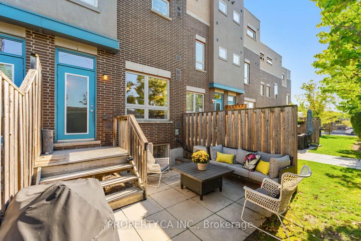 Photo 26 at 2 - 96 Caledonia Park Road, Davenport, Toronto