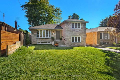 Photo 8 at 45 Caronport Crescent, Donalda, Toronto