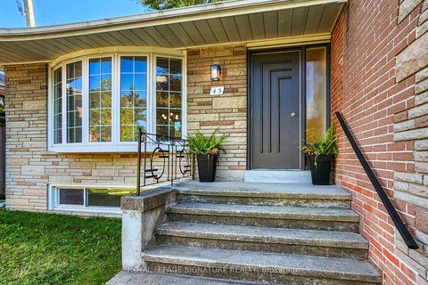 Photo 11 at 45 Caronport Crescent, Donalda, Toronto