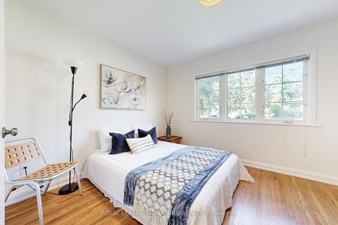 Photo 15 at 45 Caronport Crescent, Donalda, Toronto