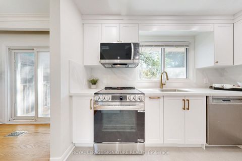 Photo 36 at 45 Caronport Crescent, Donalda, Toronto