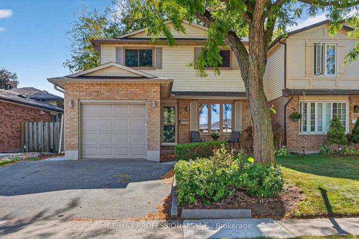 Photo 0 at 19 Salina Place, Stoney Creek, Hamilton