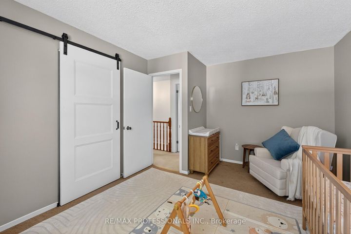 Photo 34 at 19 Salina Place, Stoney Creek, Hamilton