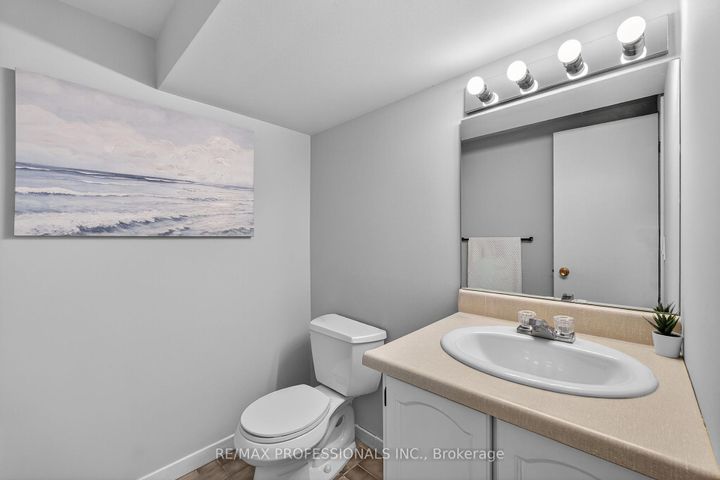 Photo 41 at 19 Salina Place, Stoney Creek, Hamilton