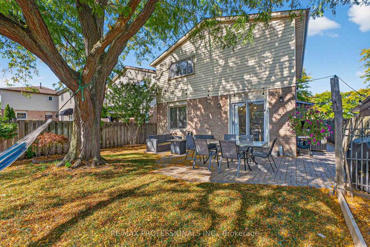 Photo 47 at 19 Salina Place, Stoney Creek, Hamilton