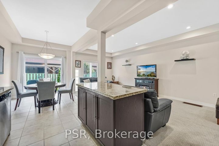 Photo 14 at 4 - 310 Fall Fair Way, Binbrook, Hamilton