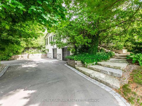 Photo 1 at 71 Trench Street, Mill Pond, Richmond Hill