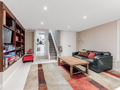 Photo 37 at 71 Trench Street, Mill Pond, Richmond Hill