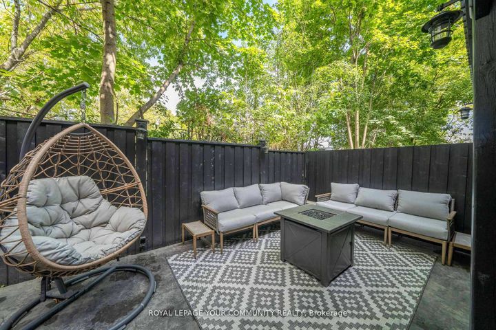 Photo 26 at 5 - 8032 Kipling Avenue, West Woodbridge, Vaughan