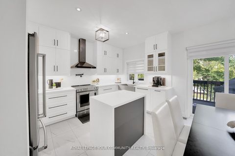 Photo 8 at 5 - 8032 Kipling Avenue, West Woodbridge, Vaughan