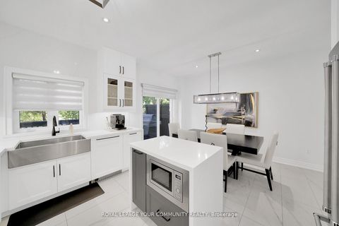 Photo 9 at 5 - 8032 Kipling Avenue, West Woodbridge, Vaughan