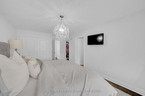 Photo 17 at 5 - 8032 Kipling Avenue, West Woodbridge, Vaughan