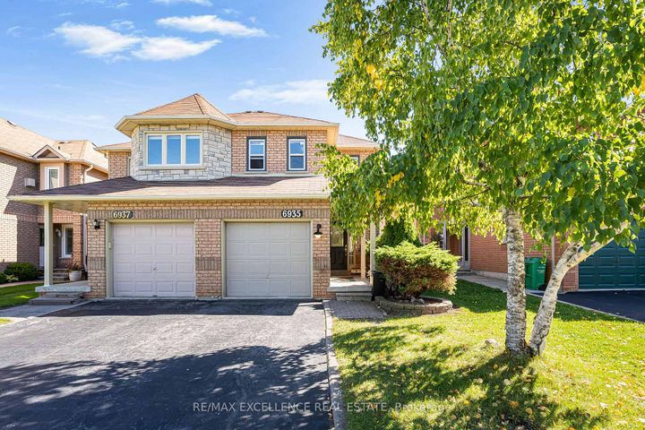 Photo 0 at 6935 Dillingwood Drive, Lisgar, Mississauga