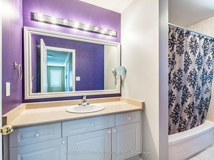 Photo 36 at 3927 Mayla Drive, Churchill Meadows, Mississauga