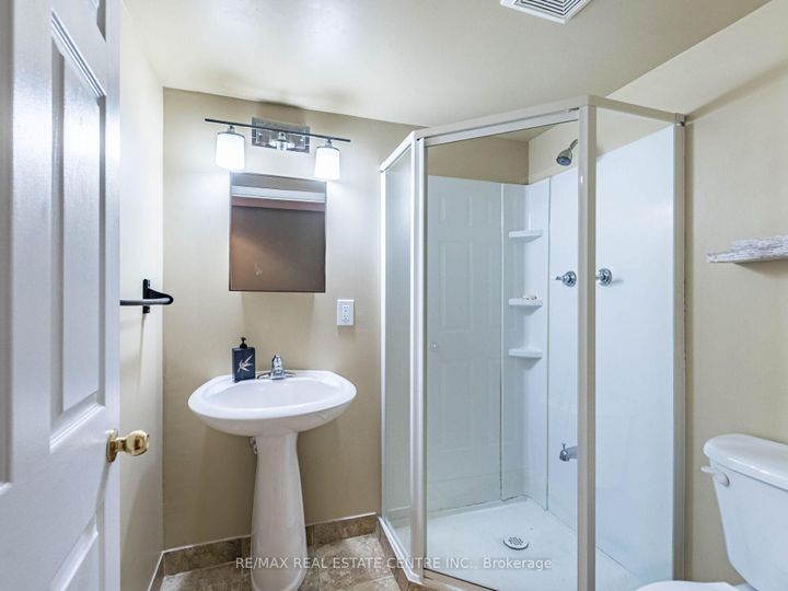 Photo 43 at 3927 Mayla Drive, Churchill Meadows, Mississauga