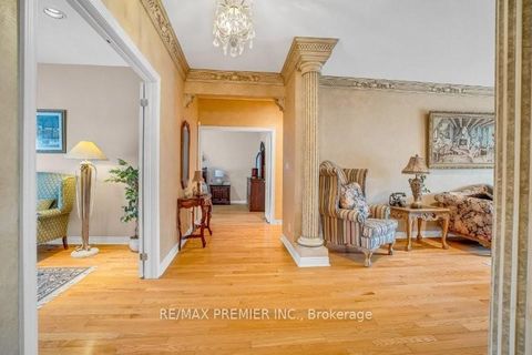 Photo 4 at 3 Avro Road, Maple, Vaughan